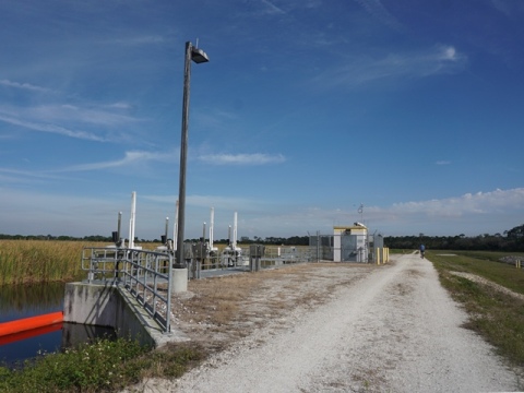 Lakeside Ranch Stormwater Treatment Area, Florida eco-biking, Lake Okeechobee