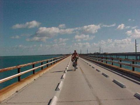 Bike Pigeon Key Bridge, Florida Keys