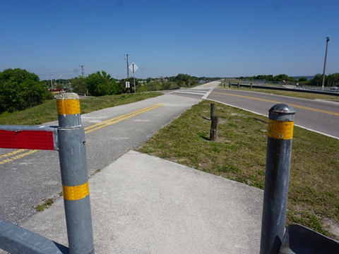 Lake Okeechobee Scenic Trail, Northeast section