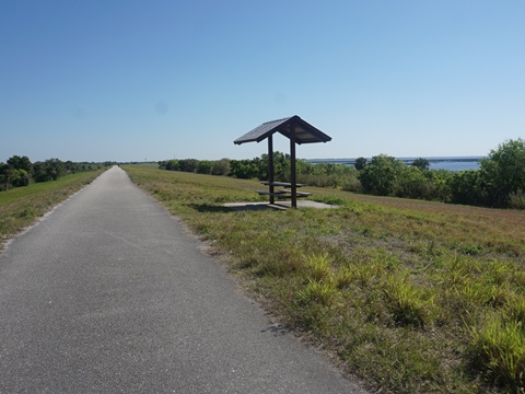 Lake Okeechobee Scenic Trail, Northeast section