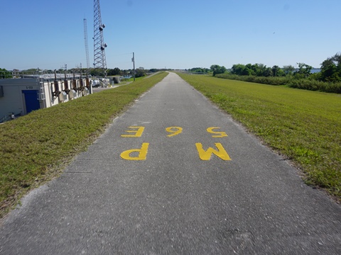 Lake Okeechobee Scenic Trail, Northeast section