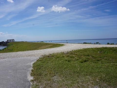 Lake Okeechobee Scenic Trail, Northeast section