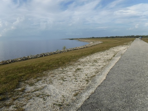 Lake Okeechobee Scenic Trail, Northeast section