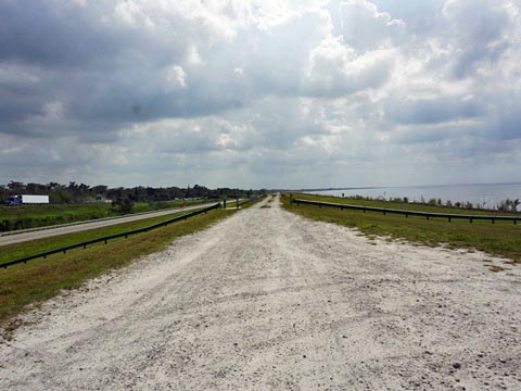 Lake Okeechobee Scenic Trail, Southeast Section