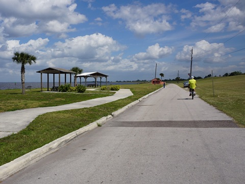 Lake Okeechobee Scenic Trail, Southeast Section