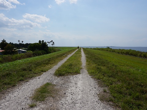 Lake Okeechobee Scenic Trail, Southeast Section