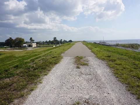 Lake Okeechobee Scenic Trail, Southeast Section