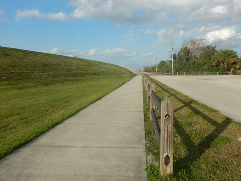 Lake Okeechobee Scenic Trail, Southeast Section