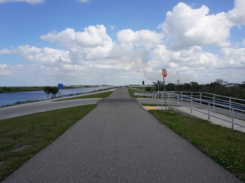 Lake Okeechobee Scenic Trail, Southeast Section