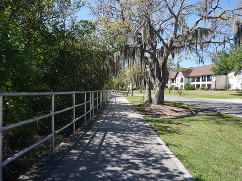Bayshore Trail, Clearwater